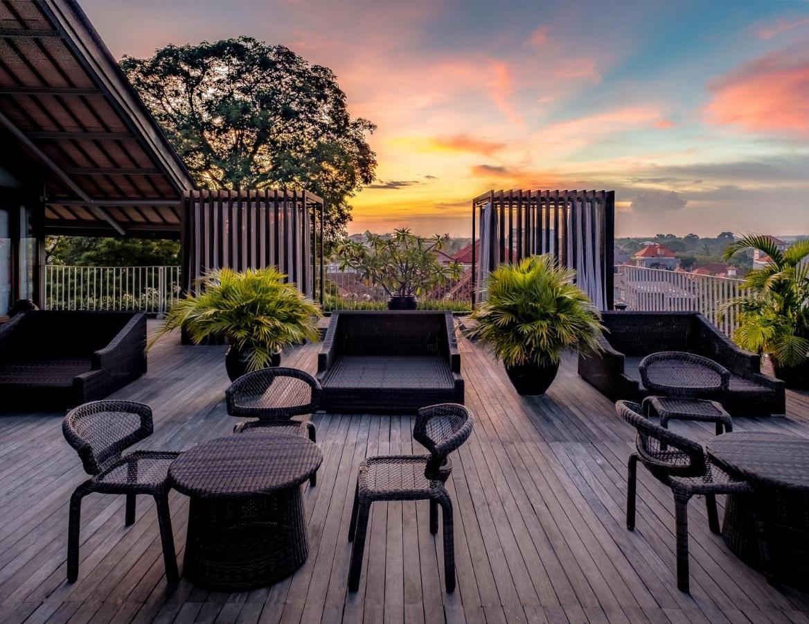 Suites By Watermark Hotel And Spa Jimbaran Exteriör bild