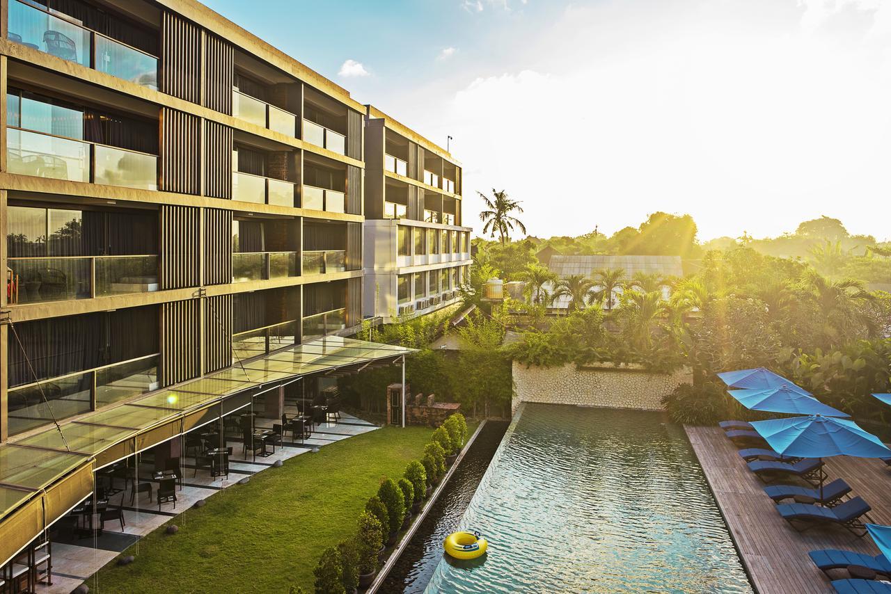 Suites By Watermark Hotel And Spa Jimbaran Exteriör bild